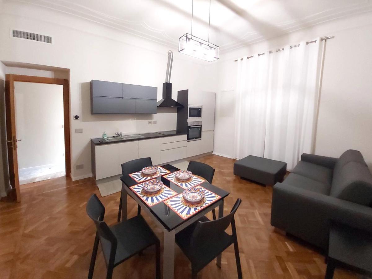 Le Due Piazze Apartment Genoa Luaran gambar