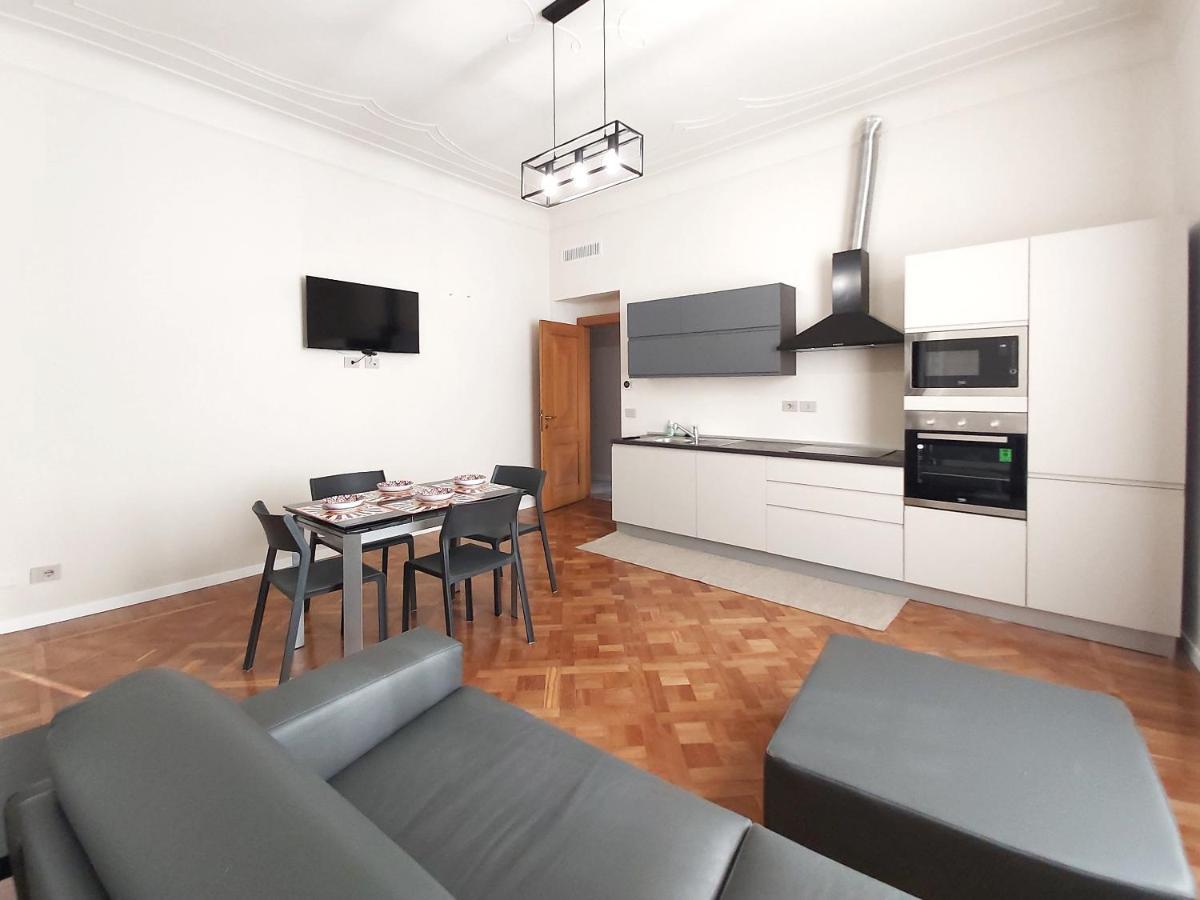 Le Due Piazze Apartment Genoa Luaran gambar