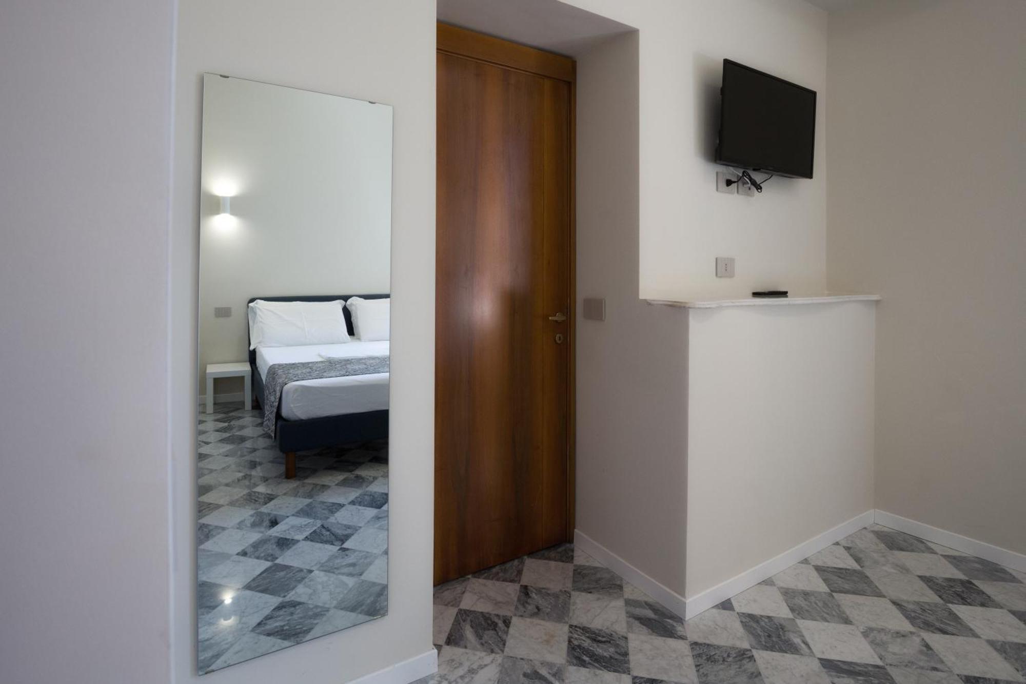 Le Due Piazze Apartment Genoa Luaran gambar
